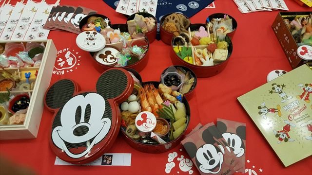 2019ミッキーマウス三段重